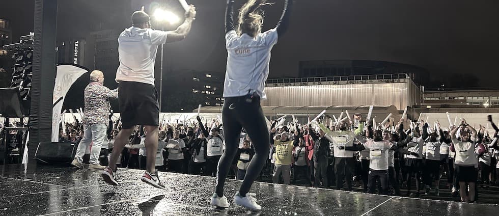 couverture course des lumières warm up