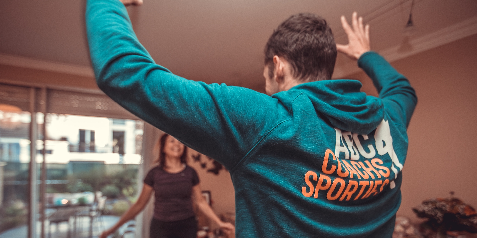 exercices cardio jumping jacks